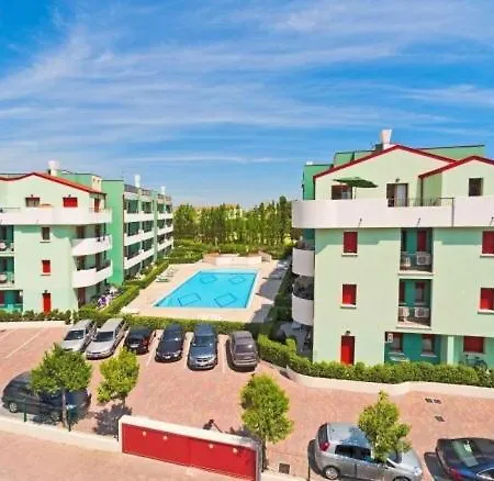 Apartamento Roberta Con Piscina - Agenzia Cocal