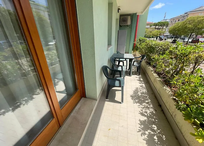 Apartman Roberta Con Piscina - Agenzia Cocal