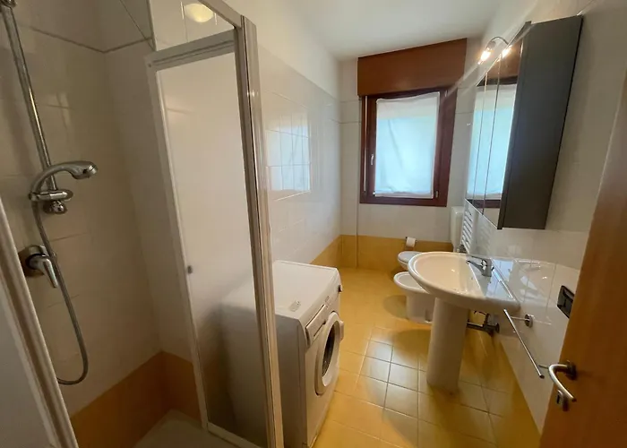 Roberta Con Piscina - Agenzia Cocal Caorle