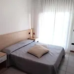 Roberta Con Piscina - Agenzia Cocal Apartamento Caorle