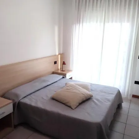 Roberta Con Piscina - Agenzia Cocal Apartment Caorle