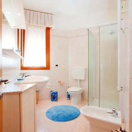 Roberta Con Piscina - Agenzia Cocal Apartman Caorle