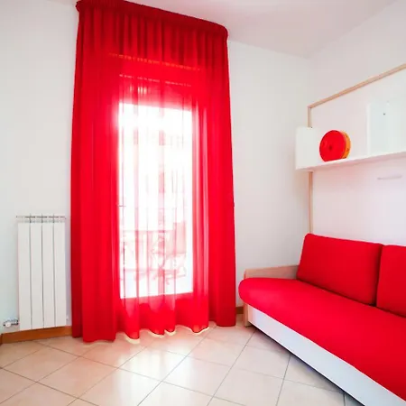 Roberta Con Piscina - Agenzia Cocal Caorle